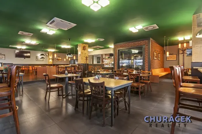 Prodej restaurace, Praha - Troja, Olštýnská, 378 m2