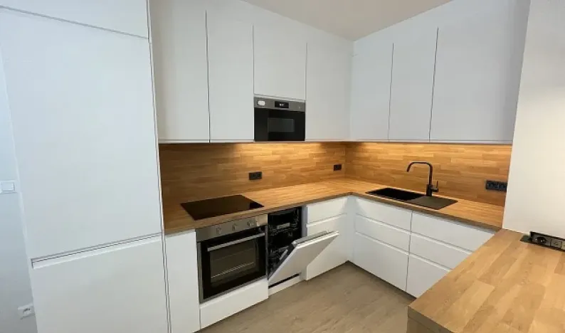 Pronájem bytu 3+kk, Praha - Řeporyje, Haenkeho, 80 m2