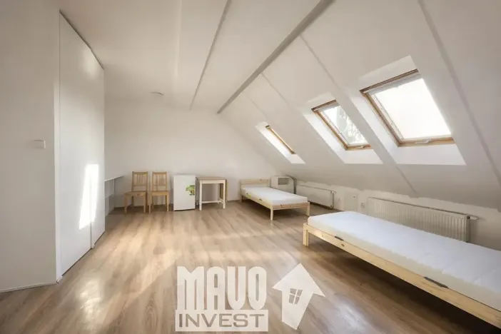 Pronájem atypického bytu, Praha - Smíchov, Hořejší nábřeží, 56 m2