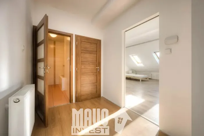 Pronájem atypického bytu, Praha - Smíchov, Hořejší nábřeží, 56 m2