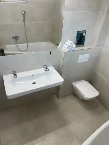 Pronájem bytu 3+1, Brno, Bratislavská, 106 m2