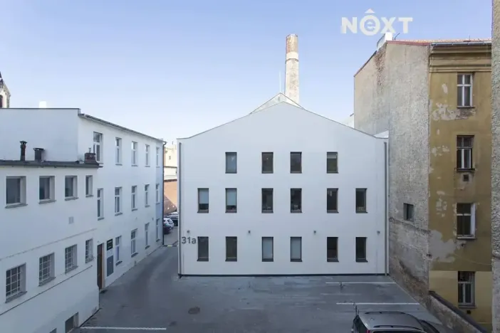 Prodej bytu 2+1, Praha - Karlín, Pernerova, 60 m2