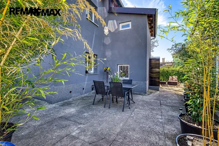 Prodej rodinného domu, Hrob, 258 m2