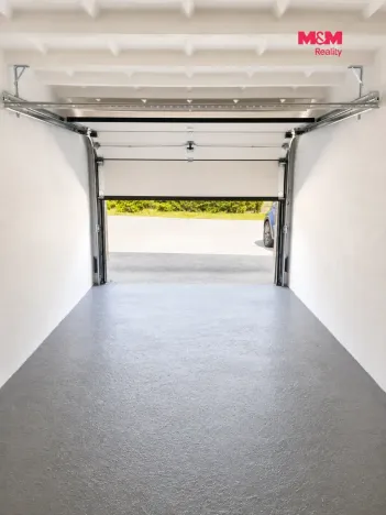 Prodej garáže, Ivančice, U Parku, 19 m2