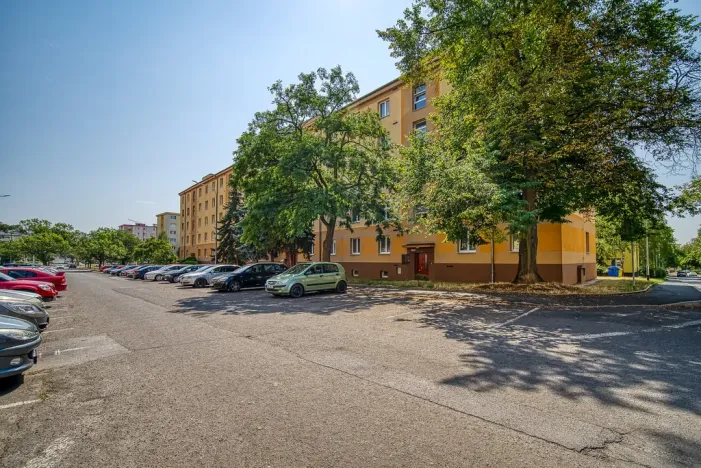 Pronájem bytu 2+1, Most, Čs. mládeže, 51 m2