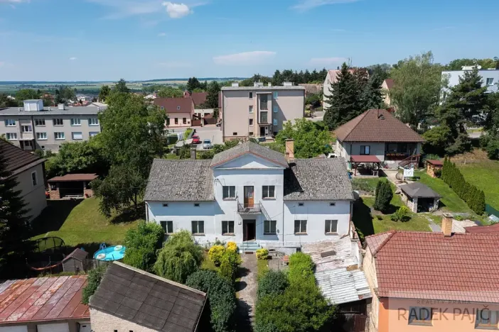 Prodej rodinného domu, Dobrovice, Palackého náměstí, 218 m2