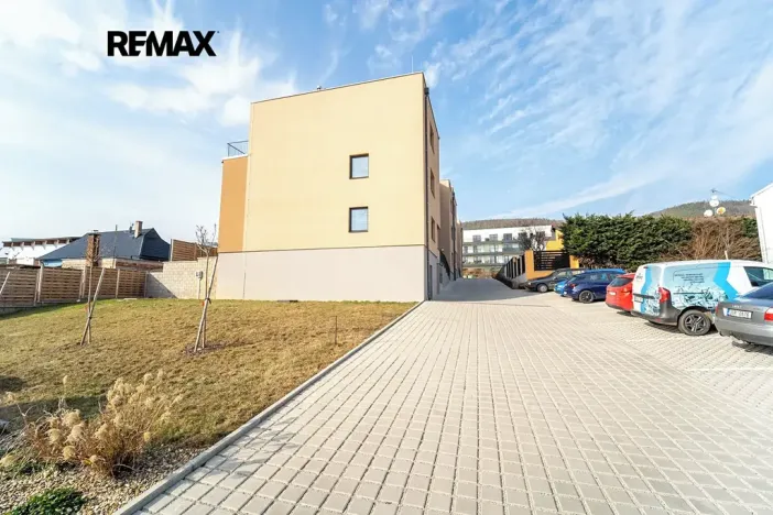 Pronájem bytu 1+kk, Beroun, Vinařská, 33 m2