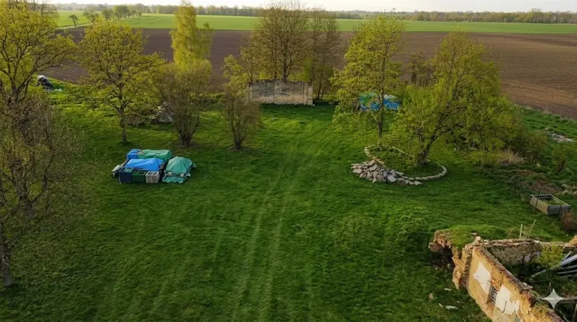 Prodej pozemku, Chorušice, 1300 m2