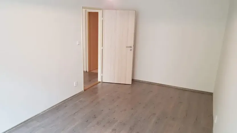 Pronájem bytu 2+kk, Praha - Žižkov, Hartigova, 50 m2