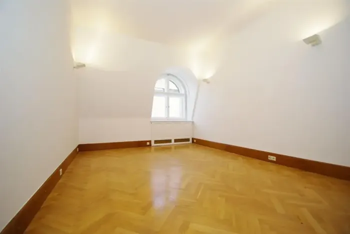 Pronájem atypického bytu, Praha - Josefov, Žatecká, 195 m2