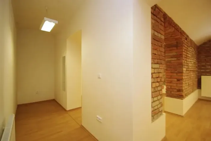 Pronájem kanceláře, Praha - Vinohrady, Mánesova, 135 m2