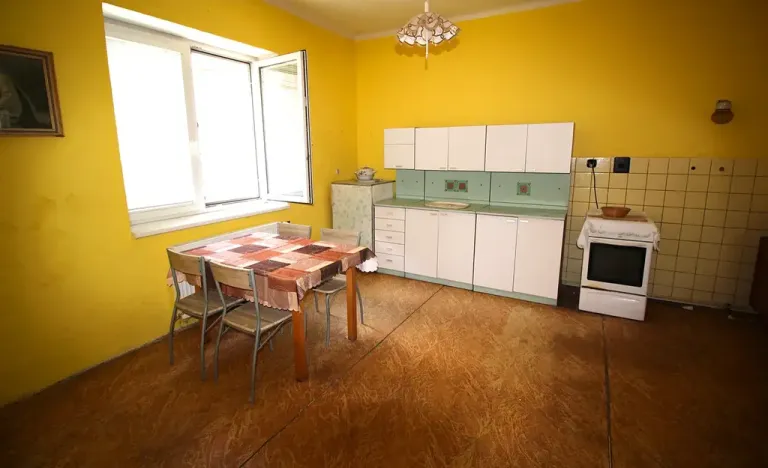 Prodej rodinného domu, Kolín, Školská, 130 m2