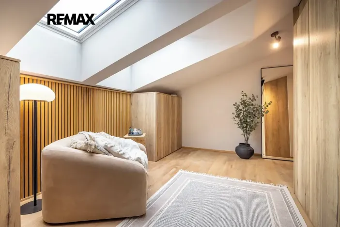 Prodej bytu 4+kk, Praha - Suchdol, Pod rybníčkem, 120 m2