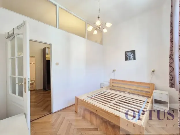 Pronájem bytu 2+1, Praha - Hradčany, Na valech, 78 m2