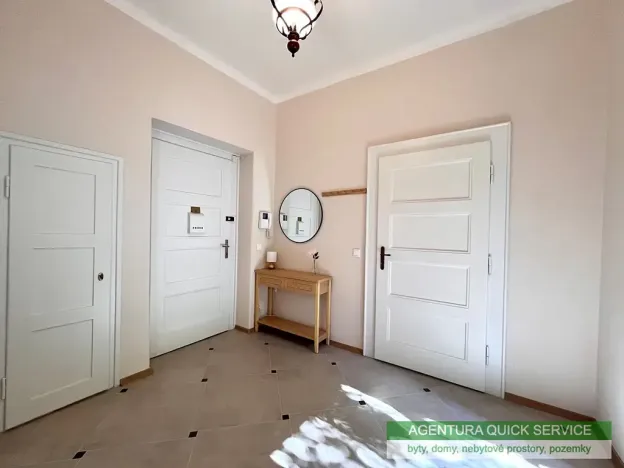 Pronájem bytu 2+kk, Praha - Žižkov, Hájkova, 59 m2