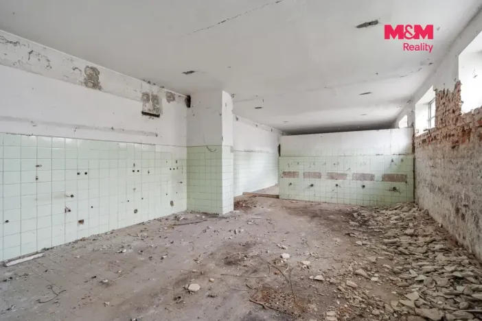Pronájem obchodního prostoru, Velké Březno - Valtířov, 9439 m2