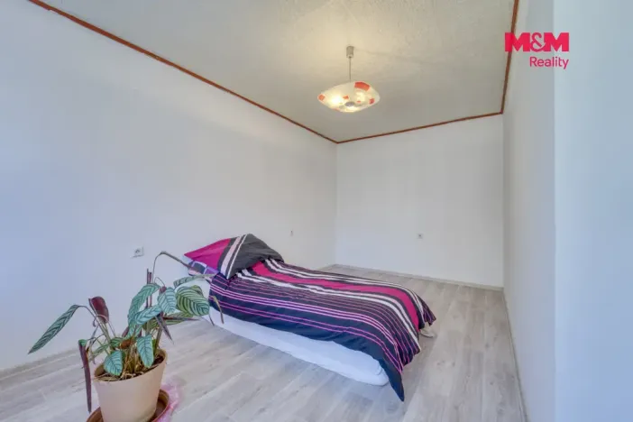 Prodej rodinného domu, Zavlekov, 67 m2