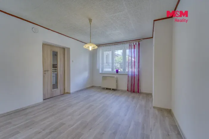 Prodej rodinného domu, Zavlekov, 67 m2