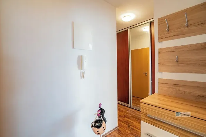 Pronájem bytu 2+kk, Praha - Zbraslav, Pickova, 56 m2