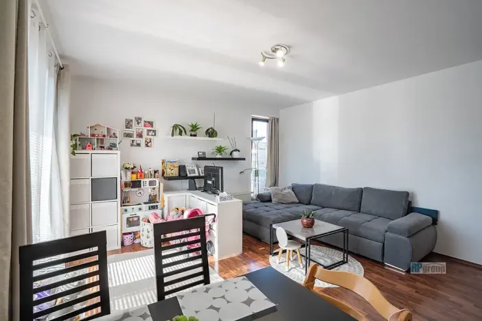 Pronájem bytu 2+kk, Praha - Zbraslav, Pickova, 56 m2