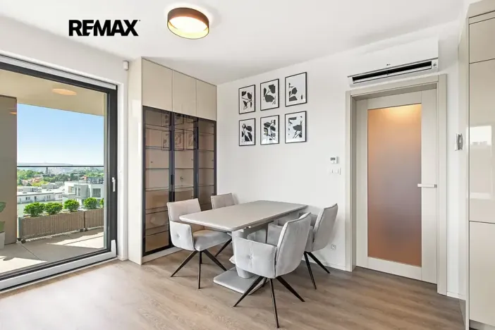 Prodej bytu 3+kk, Praha - Žižkov, Šrámkové, 101 m2