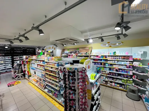 Prodej obchodního prostoru, Javorník, Míru, 370 m2