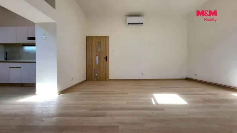 Pronájem bytu 2+kk, Olomouc, Švédská, 80 m2