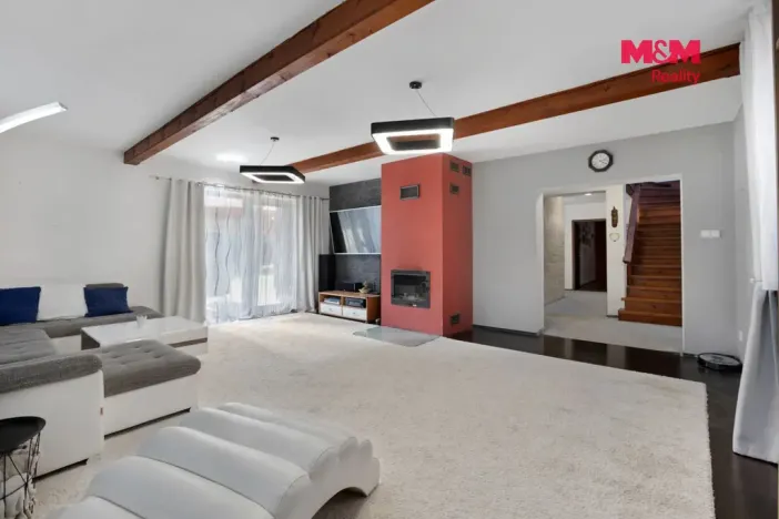 Prodej rodinného domu, Neumětely, V Chaloupkách, 210 m2