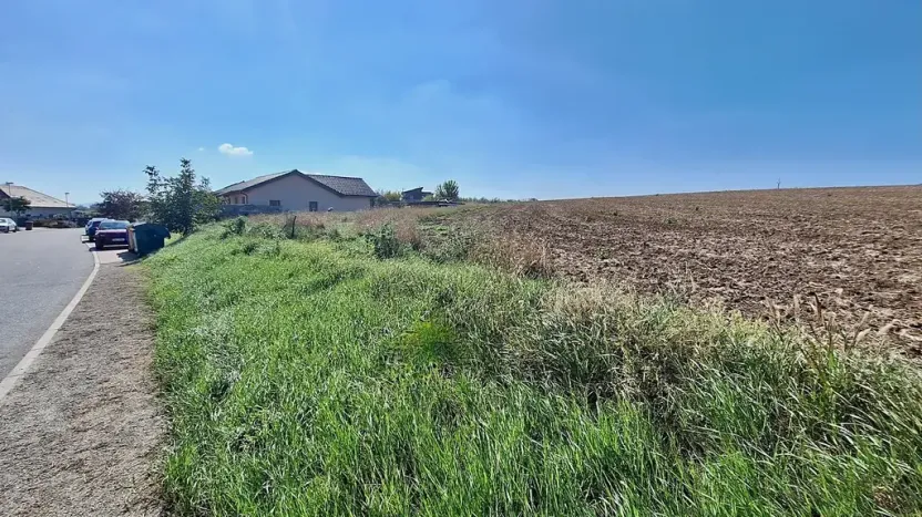 Prodej pozemku pro bydlení, Hrušovany u Brna, Pod Střediskem, 898 m2
