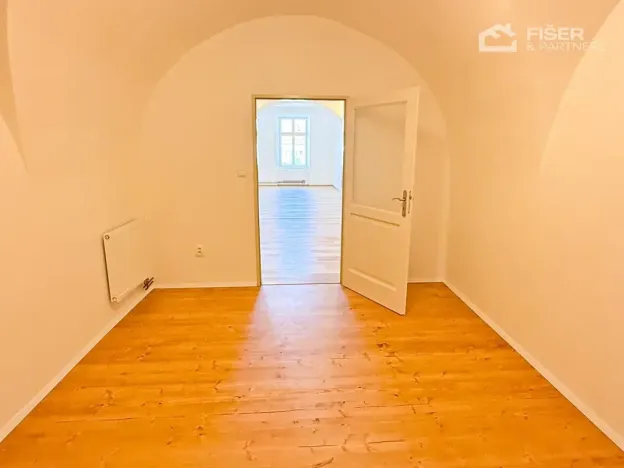 Pronájem bytu 2+1, Valašské Meziříčí, Náměstí, 87 m2