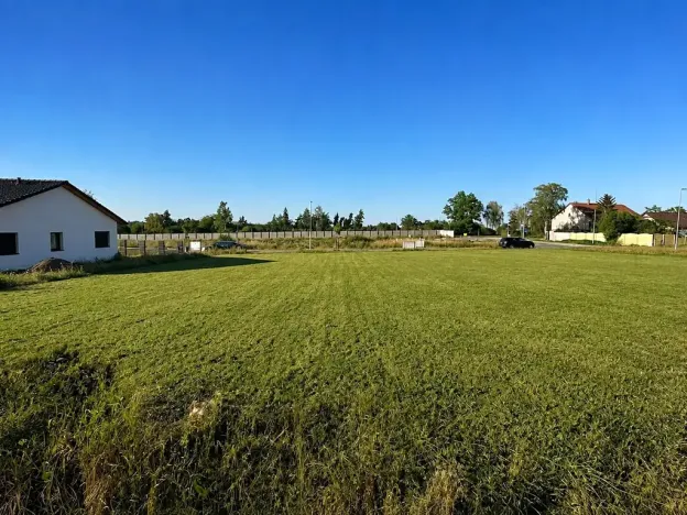 Prodej pozemku pro bydlení, Chlumec nad Cidlinou, 825 m2