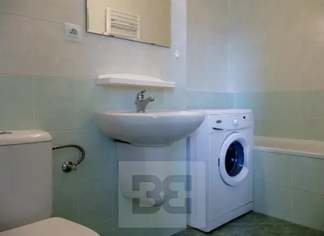 Pronájem bytu 1+kk, Praha - Vysočany, Podkovářská, 41 m2