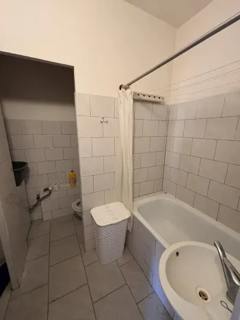 Pronájem bytu 1+kk, Liberec, Nad Školou, 34 m2