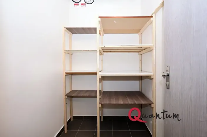 Pronájem bytu 1+kk, Praha - Hloubětín, Poděbradská, 33 m2