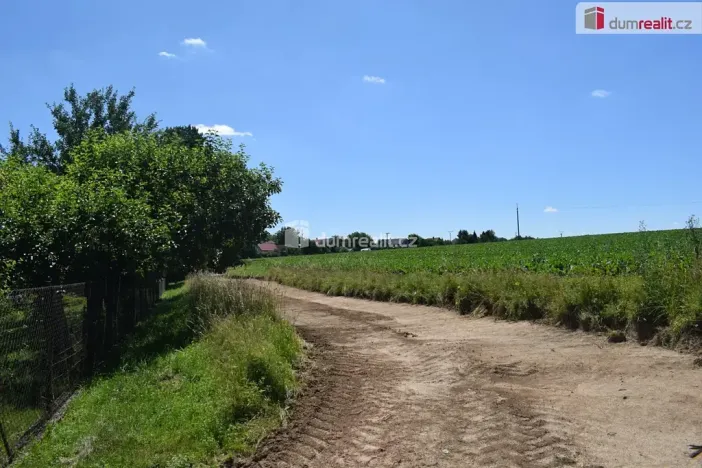Prodej pozemku pro bydlení, Loukovec, 909 m2