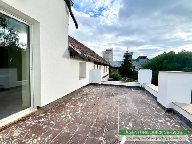 Pronájem rodinného domu, Bubovice, 280 m2