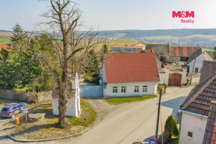 Prodej rodinného domu, Líský, 240 m2