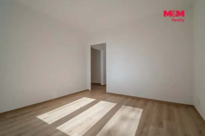 Prodej bytu 2+1, Orlová - Lutyně, Masarykova třída, 63 m2