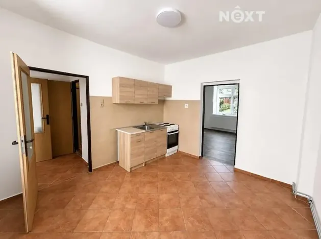 Pronájem bytu 1+1, Křemže, Náměstí, 39 m2