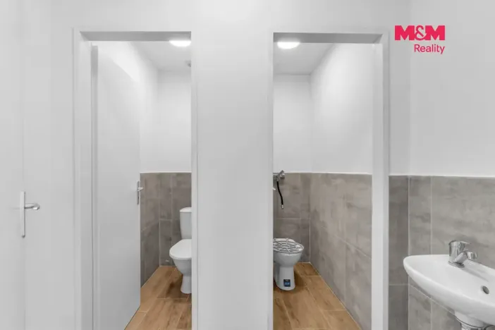 Pronájem výrobních prostor, Nová Paka, Přibyslavská, 225 m2
