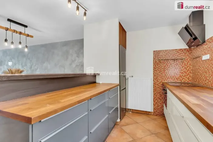 Prodej rodinného domu, Říčany, Strmá, 160 m2