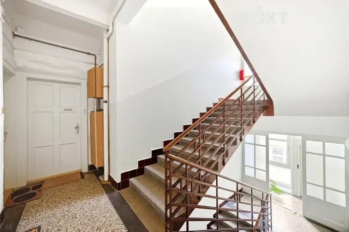 Pronájem bytu 2+kk, Praha - Vršovice, Vršovická, 49 m2