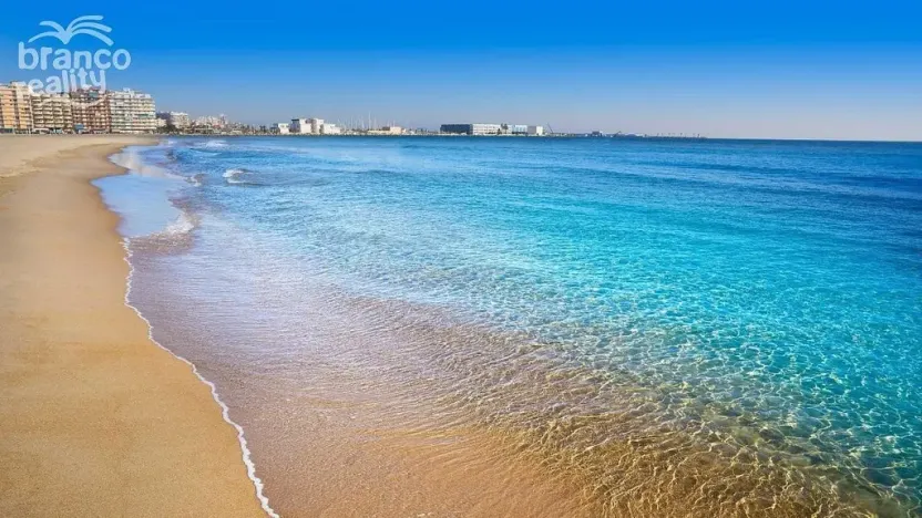 Prodej bytu 4+kk, Santa Pola, Alicante, Španělsko, 134 m2