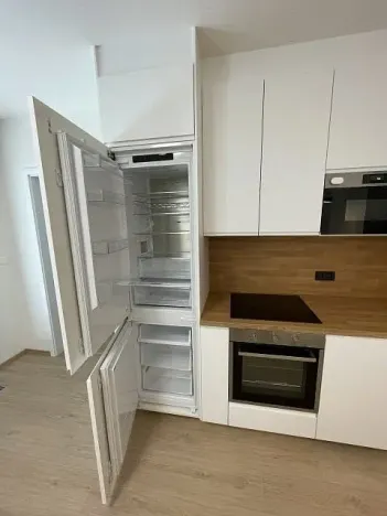 Pronájem bytu 3+kk, Praha - Řeporyje, Haenkeho, 80 m2