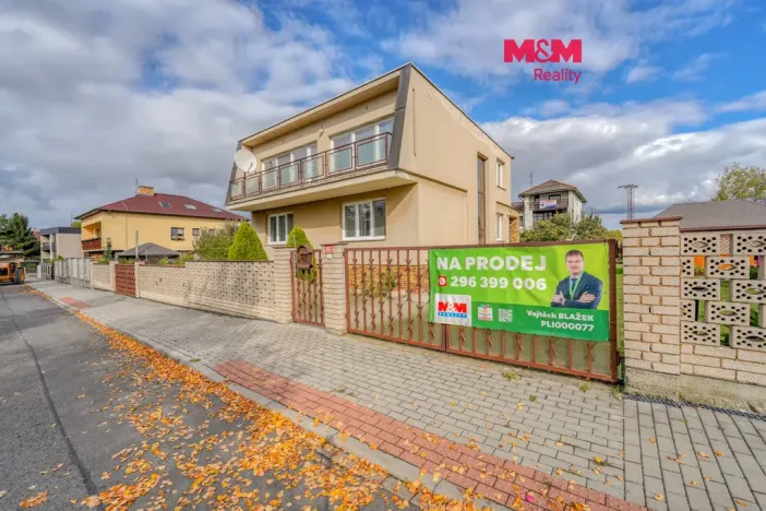 Prodej rodinného domu, Dobřany, Chlumčanská, 230 m2