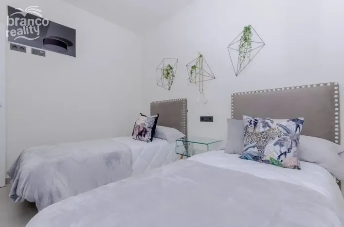 Prodej rodinného domu, Torrevieja, Alicante, Španělsko, 63 m2