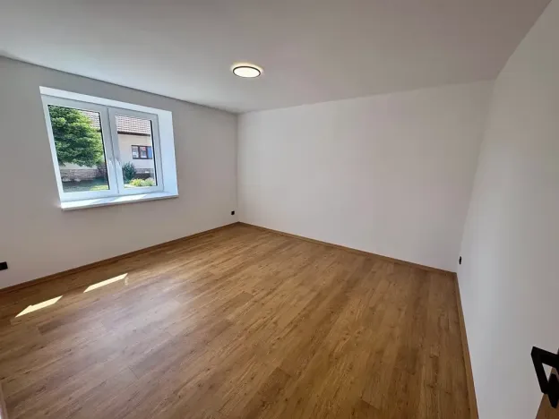 Prodej rodinného domu, Hroznová Lhota, 145 m2