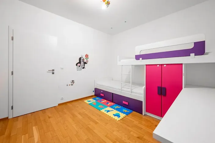 Pronájem bytu 3+kk, Praha, Na Petynce, 91 m2