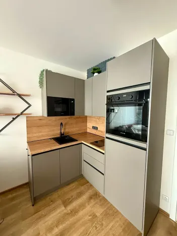 Pronájem bytu 1+kk, Praha - Prosek, Čakovická, 33 m2