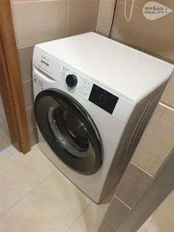 Pronájem bytu 1+1, Praha - Hodkovičky, Klánova, 29 m2